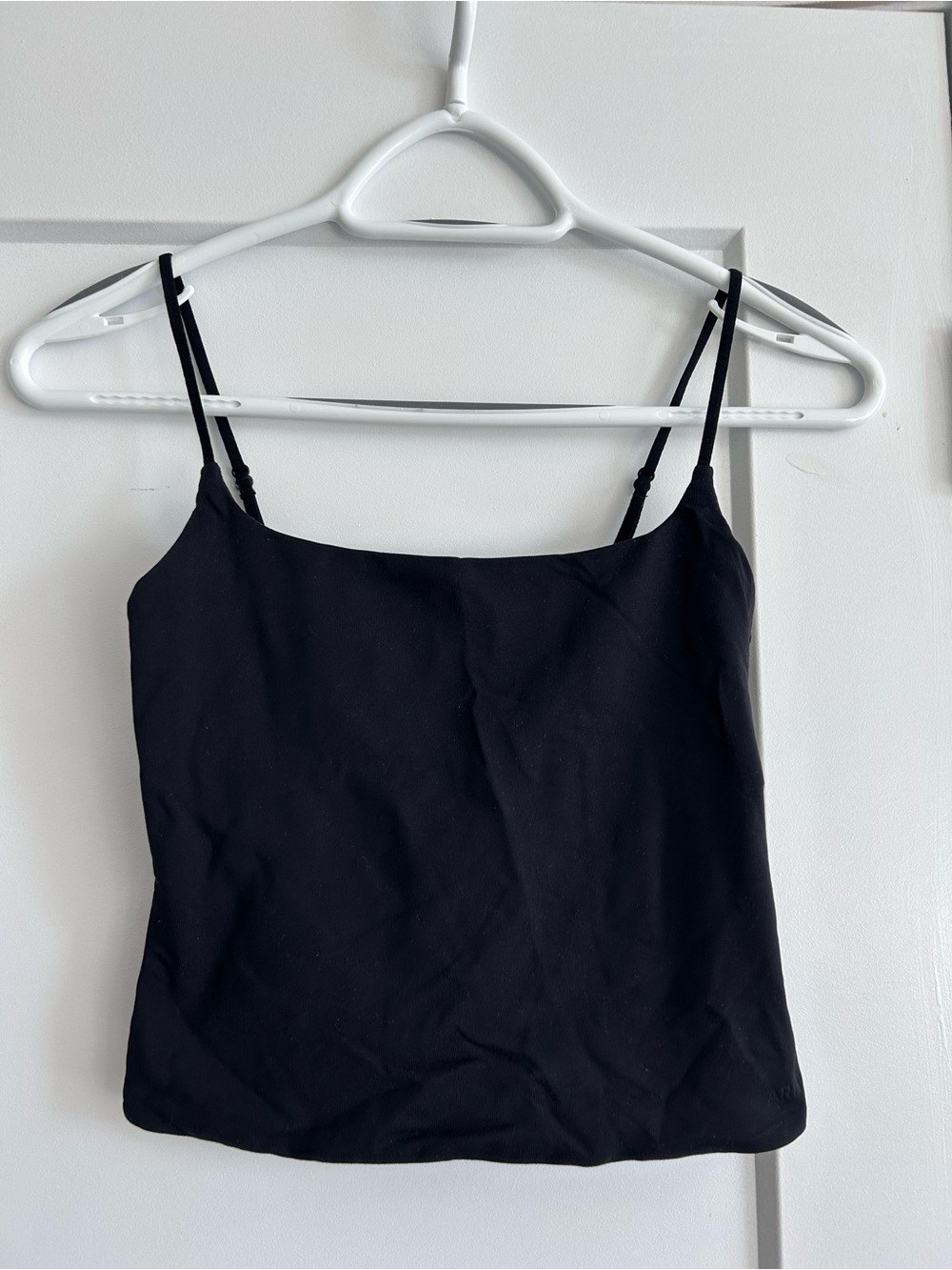 Aritzia Black Contour Crop Tank Top